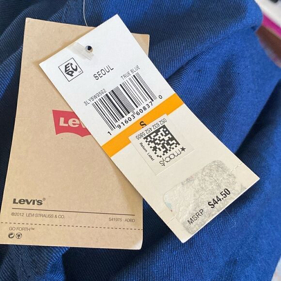 NWT Men’s Levi’s Button Down Shirt Blue Size Small - Picture 4 of 7